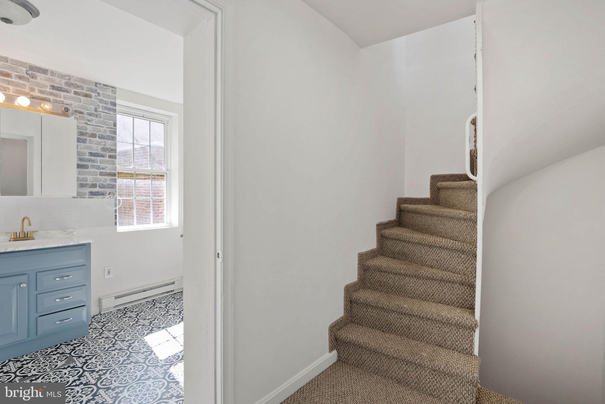 PASSYUNK SQUARE - Residential