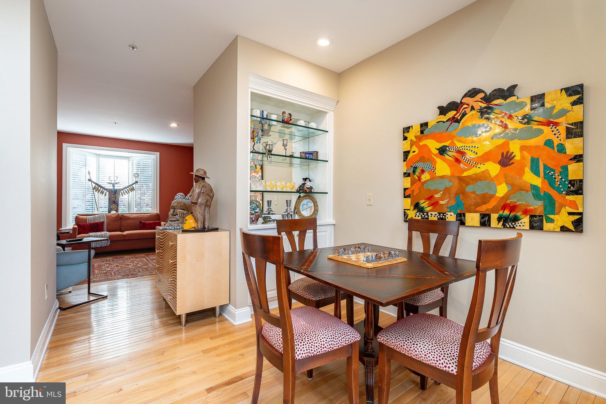 THE ENCLAVE - Residential