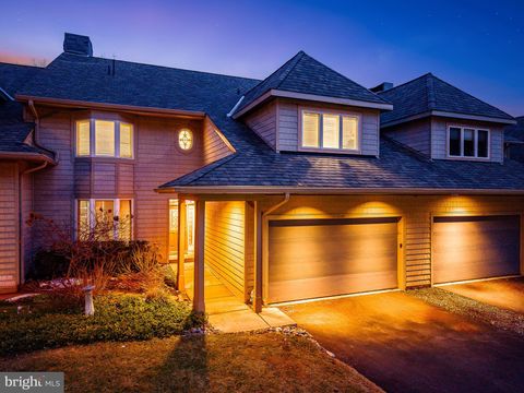 Townhouse For Sale - 1120 Grandview Terrace<br/> WAYNE, PA 19087