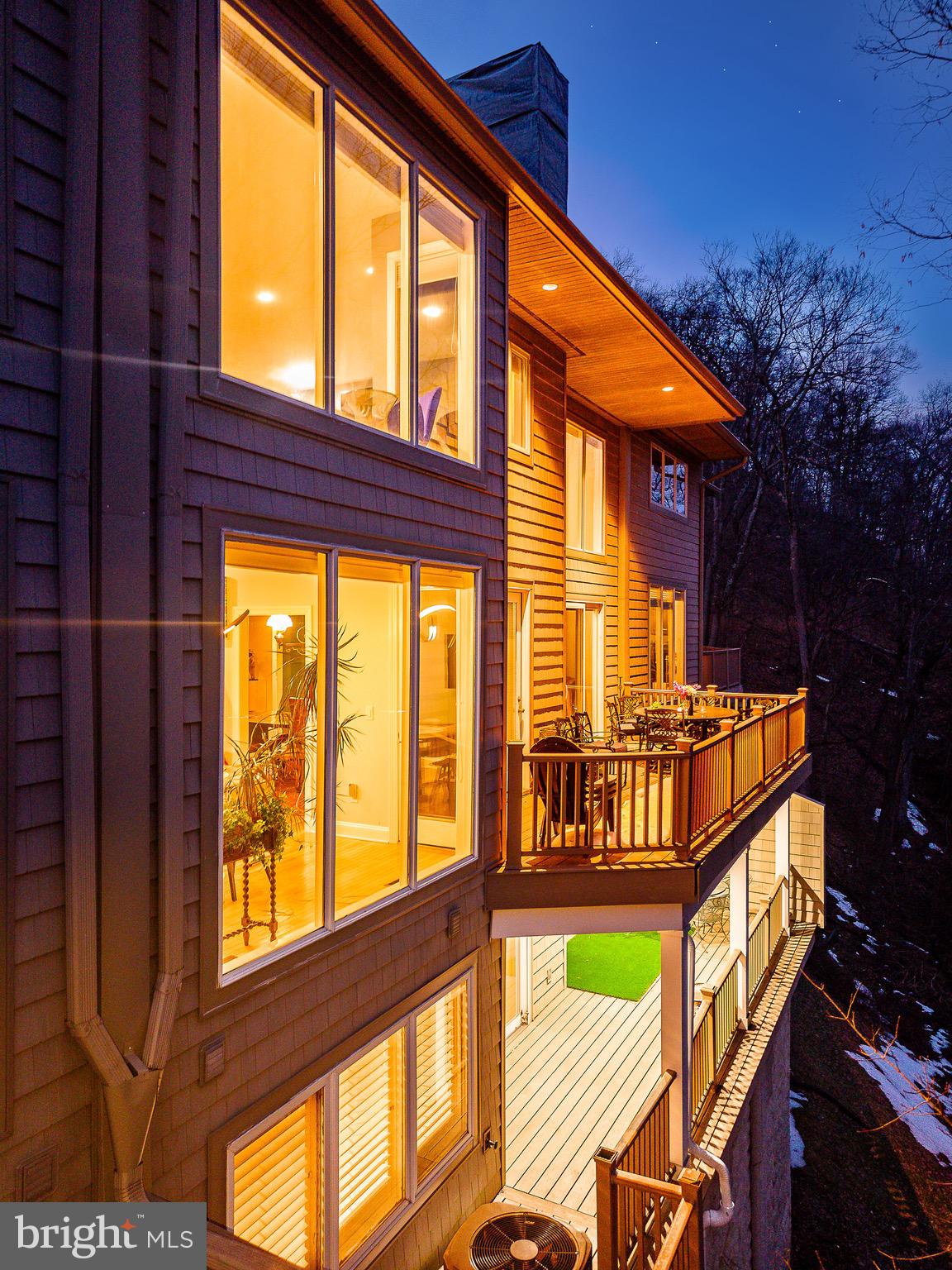 THE ENCLAVE - Residential