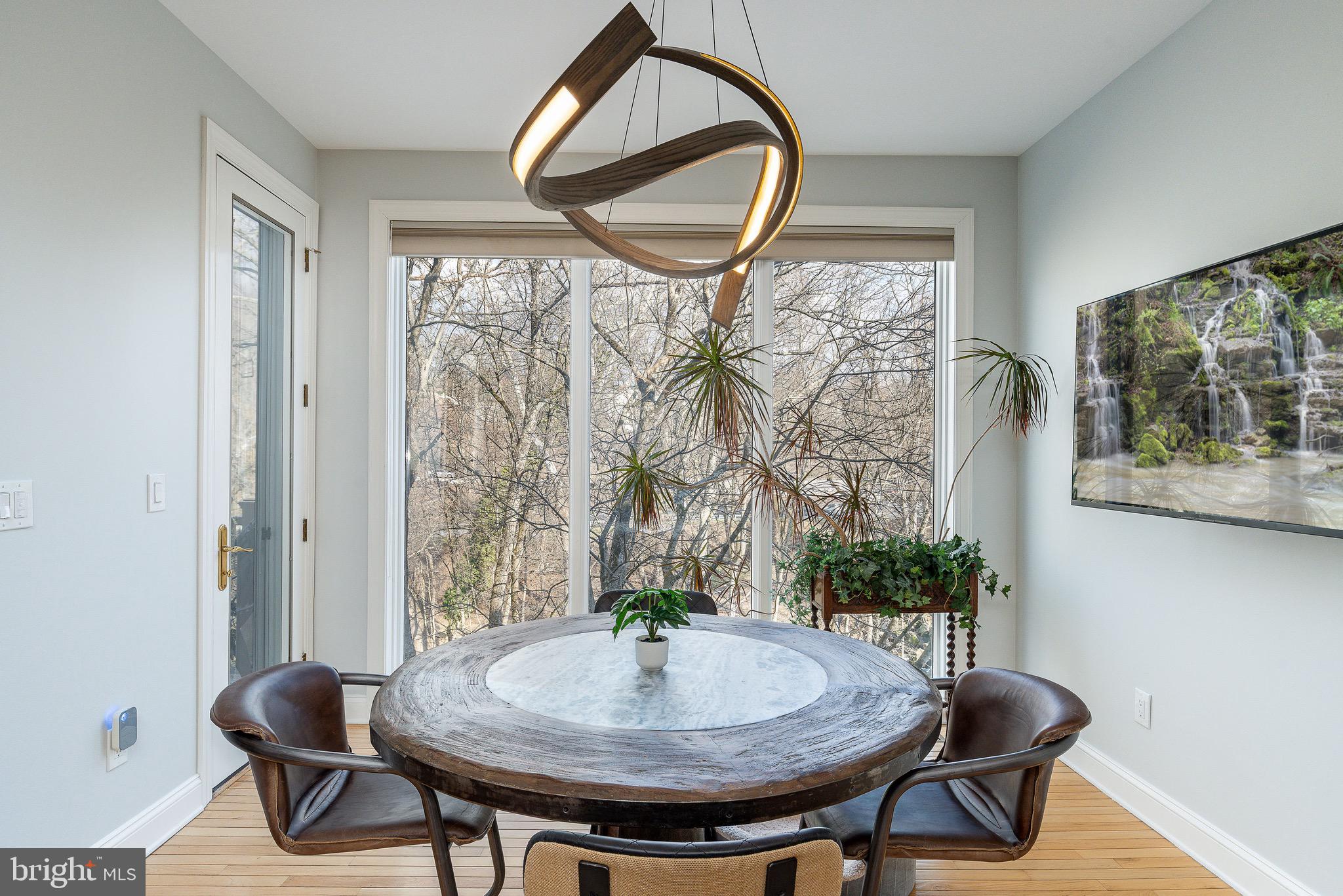 THE ENCLAVE - Residential