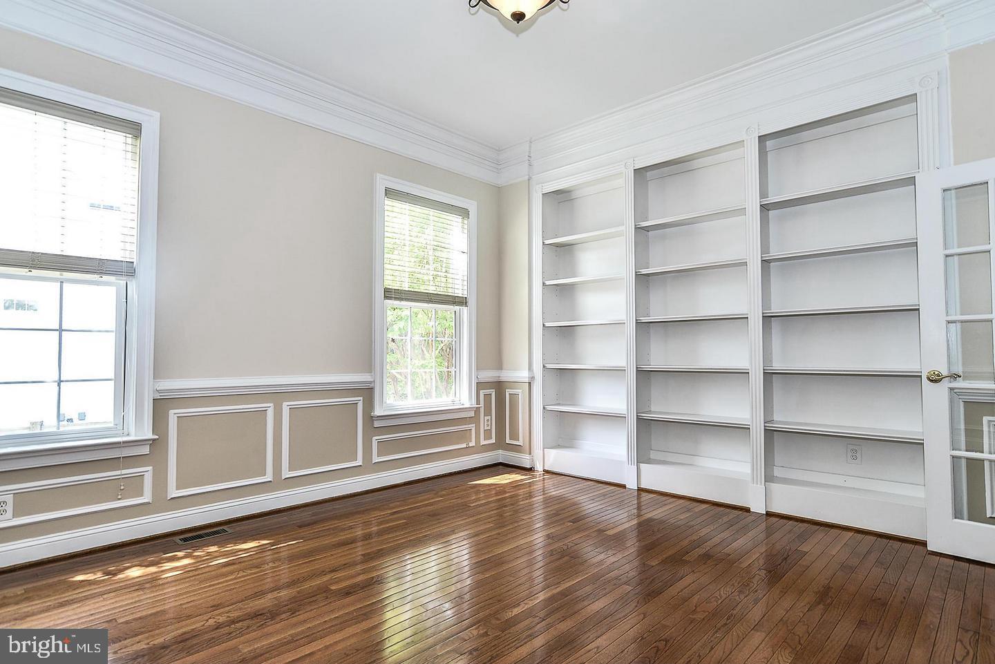 JOHN LEARY - Residential