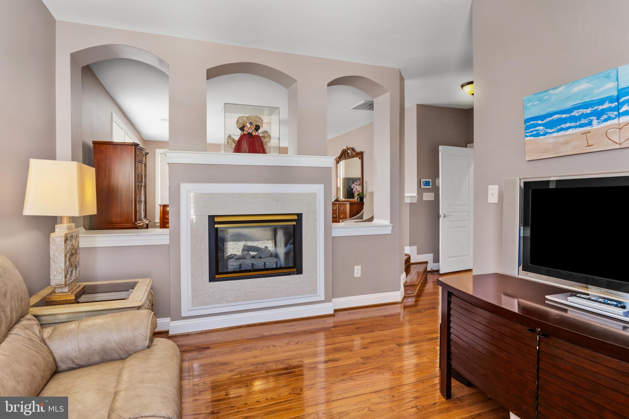 JOHN LEARY - Residential