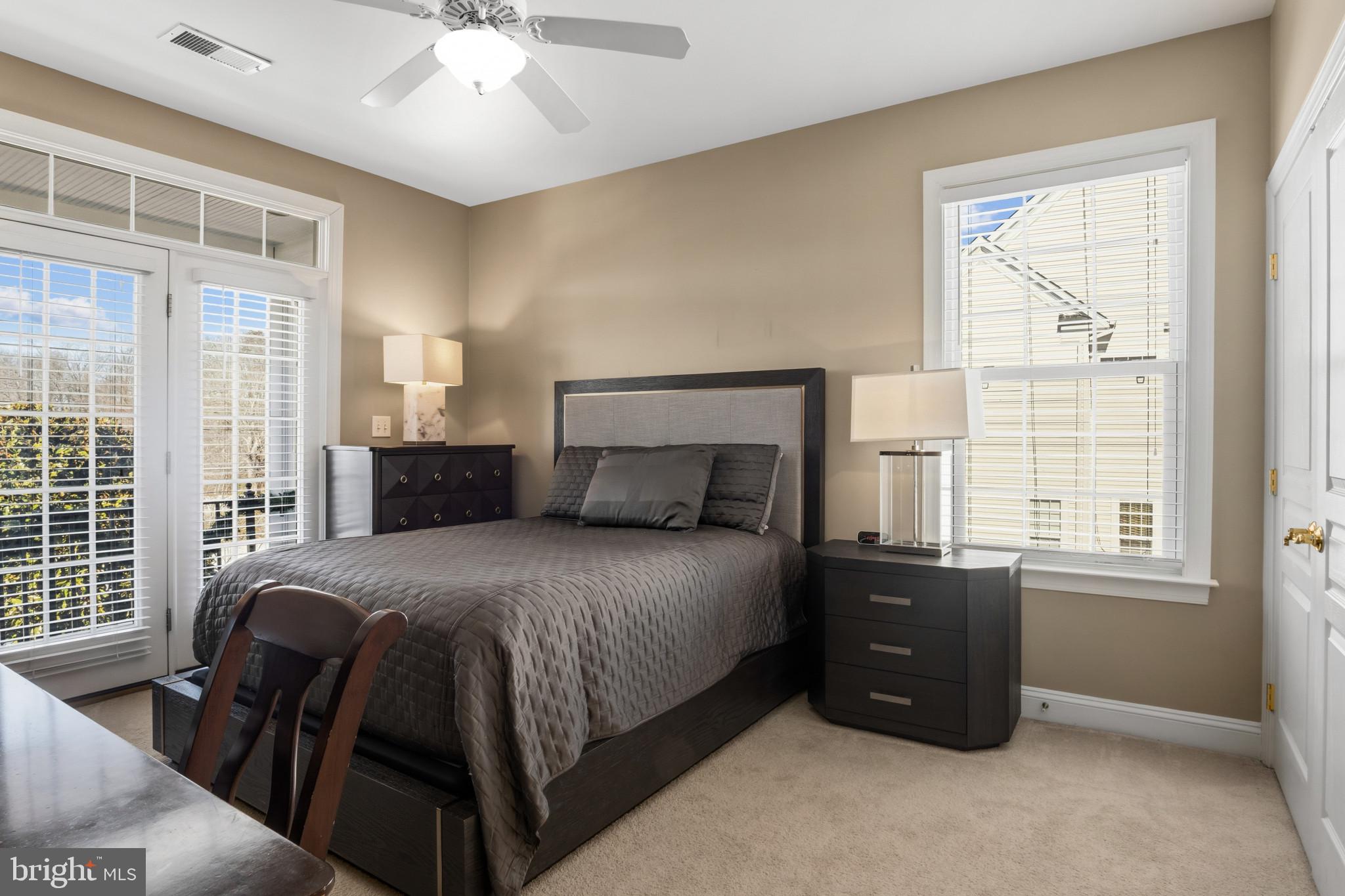 JOHN LEARY - Residential