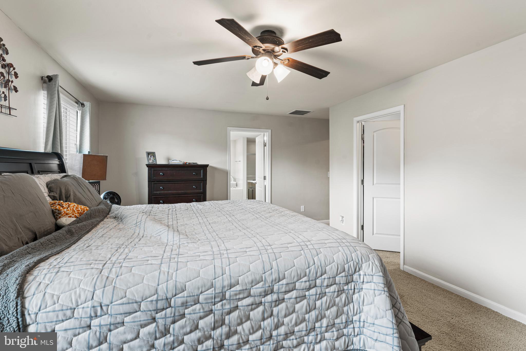 ORANGE ESTATES - Residential