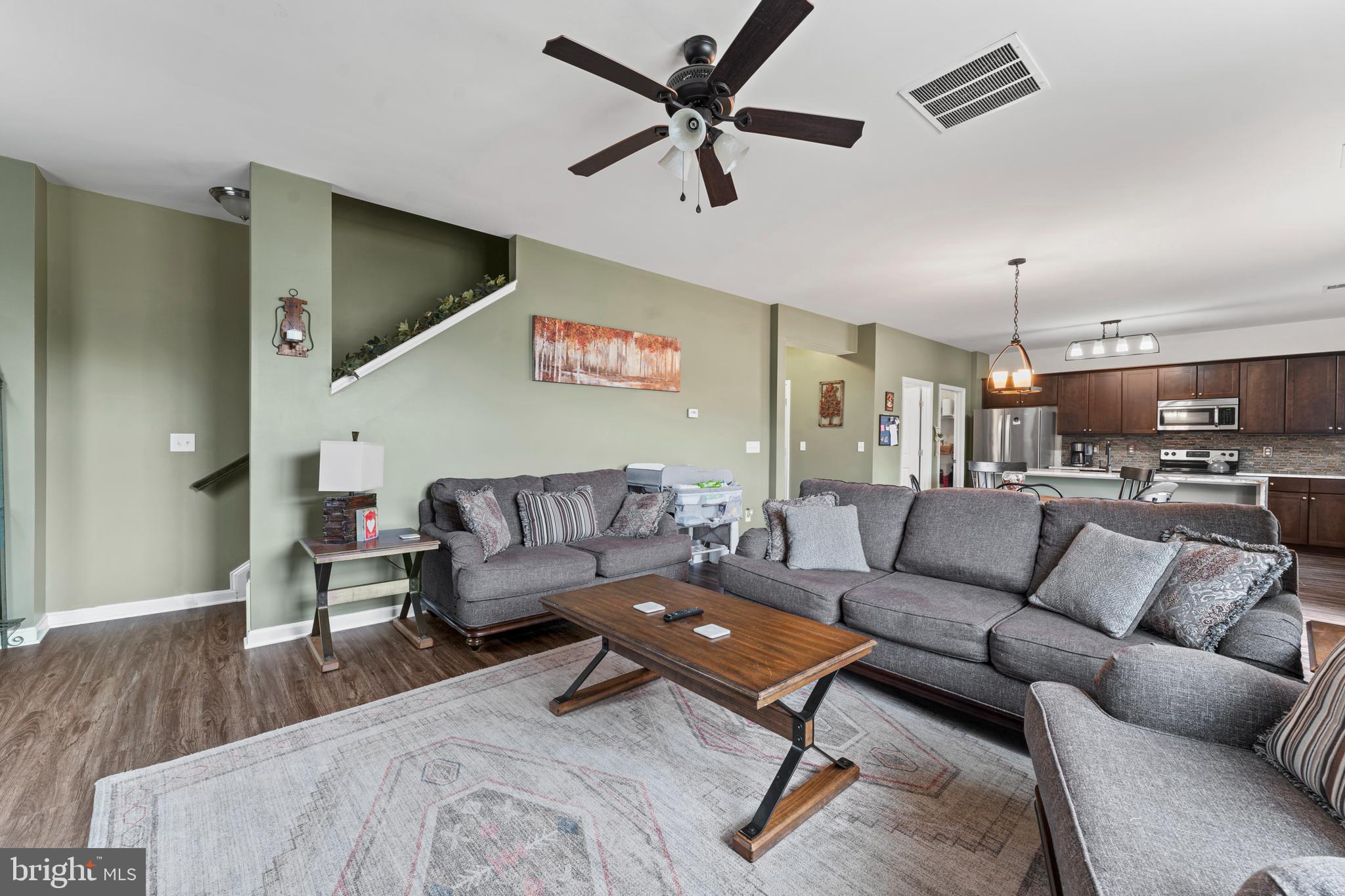 ORANGE ESTATES - Residential