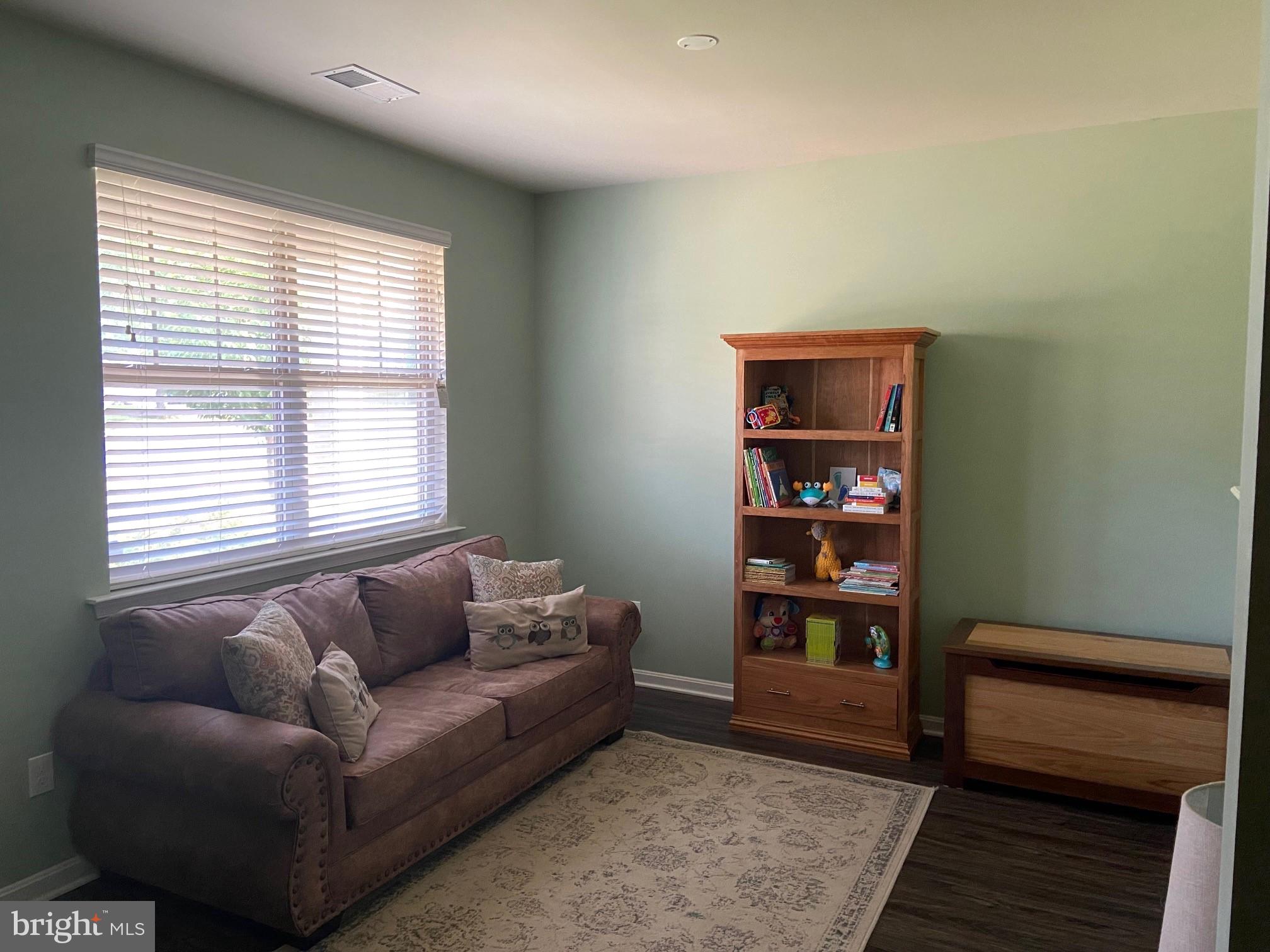 ORANGE ESTATES - Residential