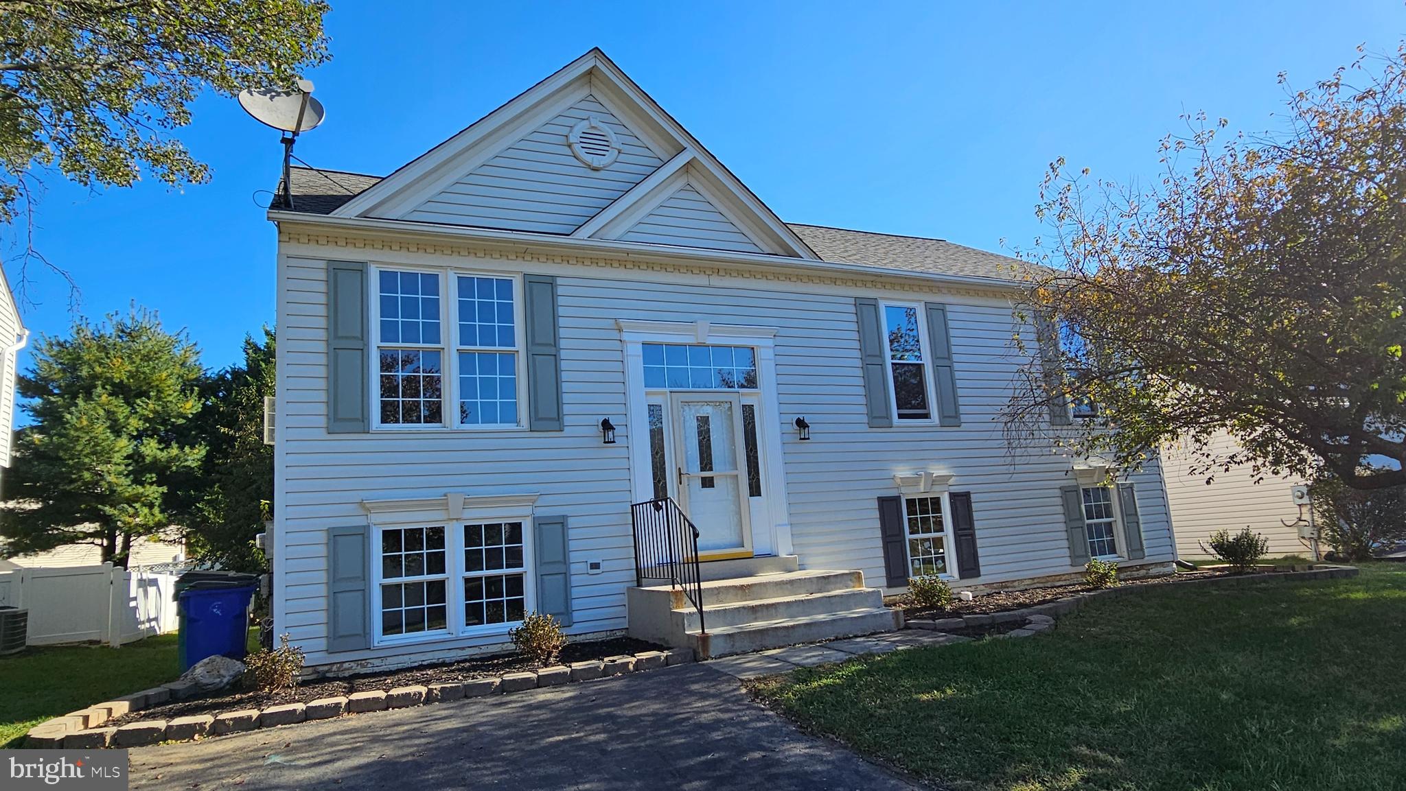 CANAL RUN - Residential Lease