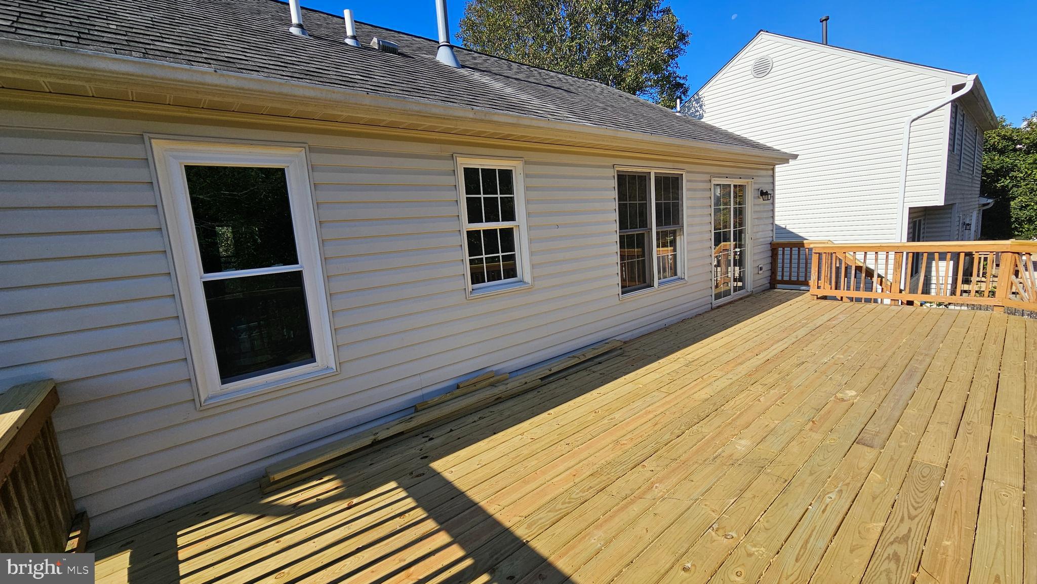 CANAL RUN - Residential Lease