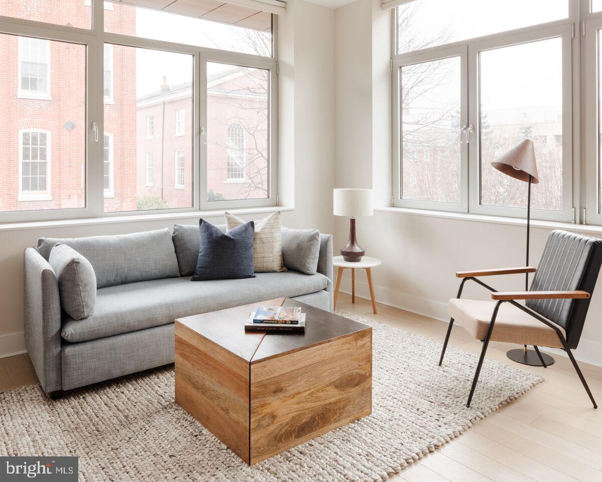 OLD CITY - Residential Lease