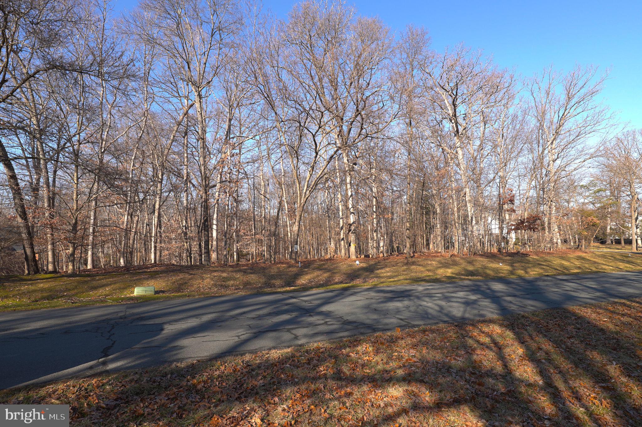 KENTSDALE ESTATES - Land