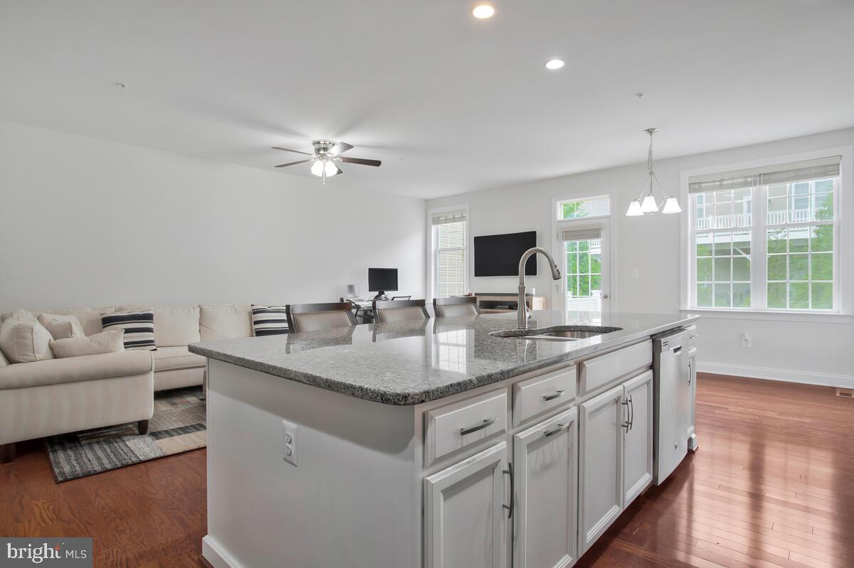 THE MEADOWS AT ARUNDEL FOREST - Residential