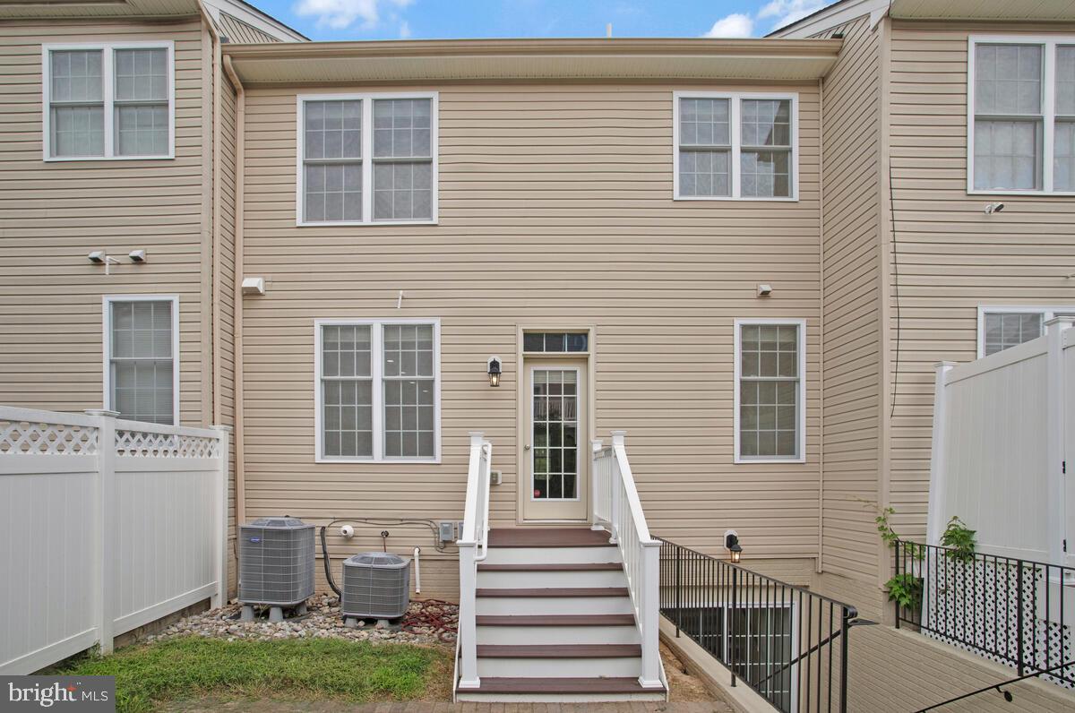 THE MEADOWS AT ARUNDEL FOREST - Residential