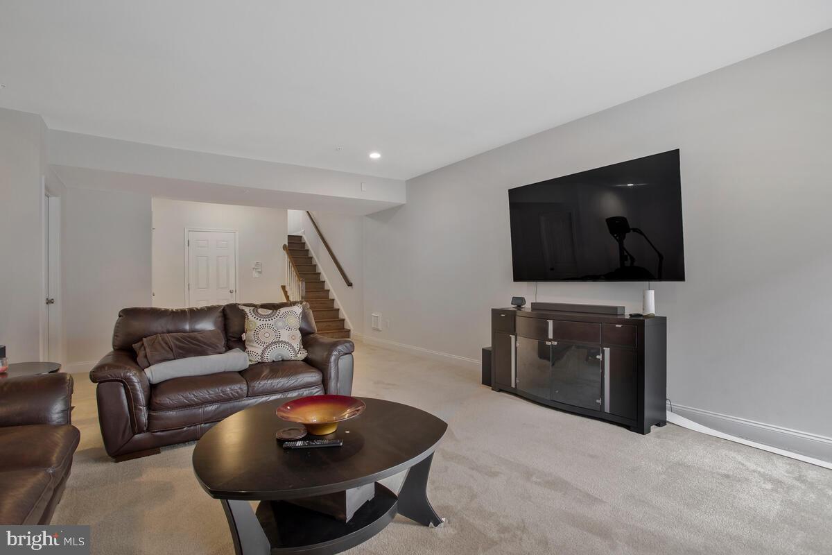 THE MEADOWS AT ARUNDEL FOREST - Residential