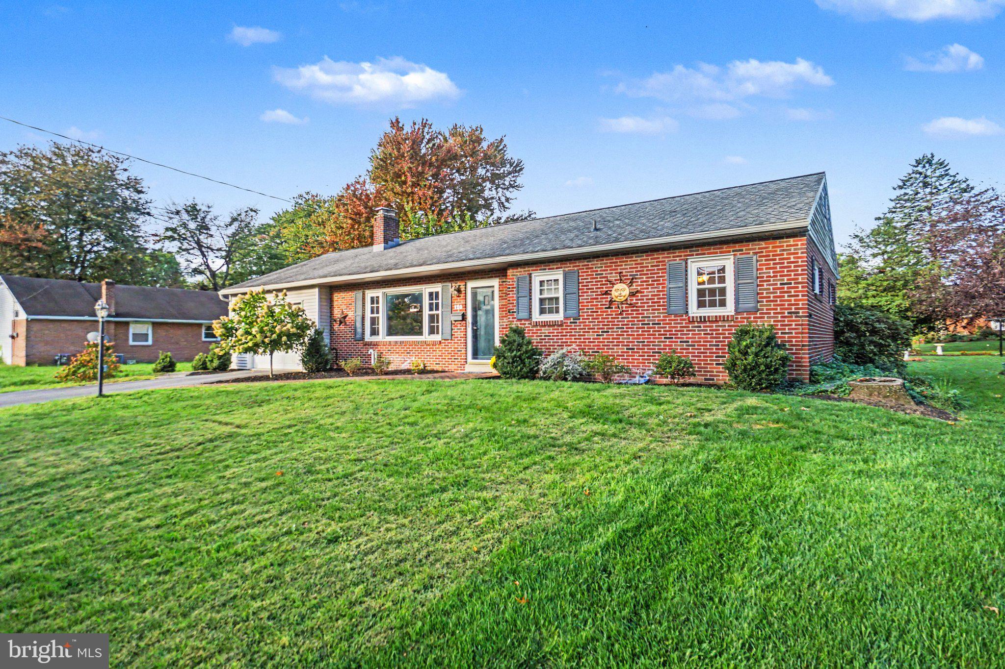 120 SCHOOL LANE