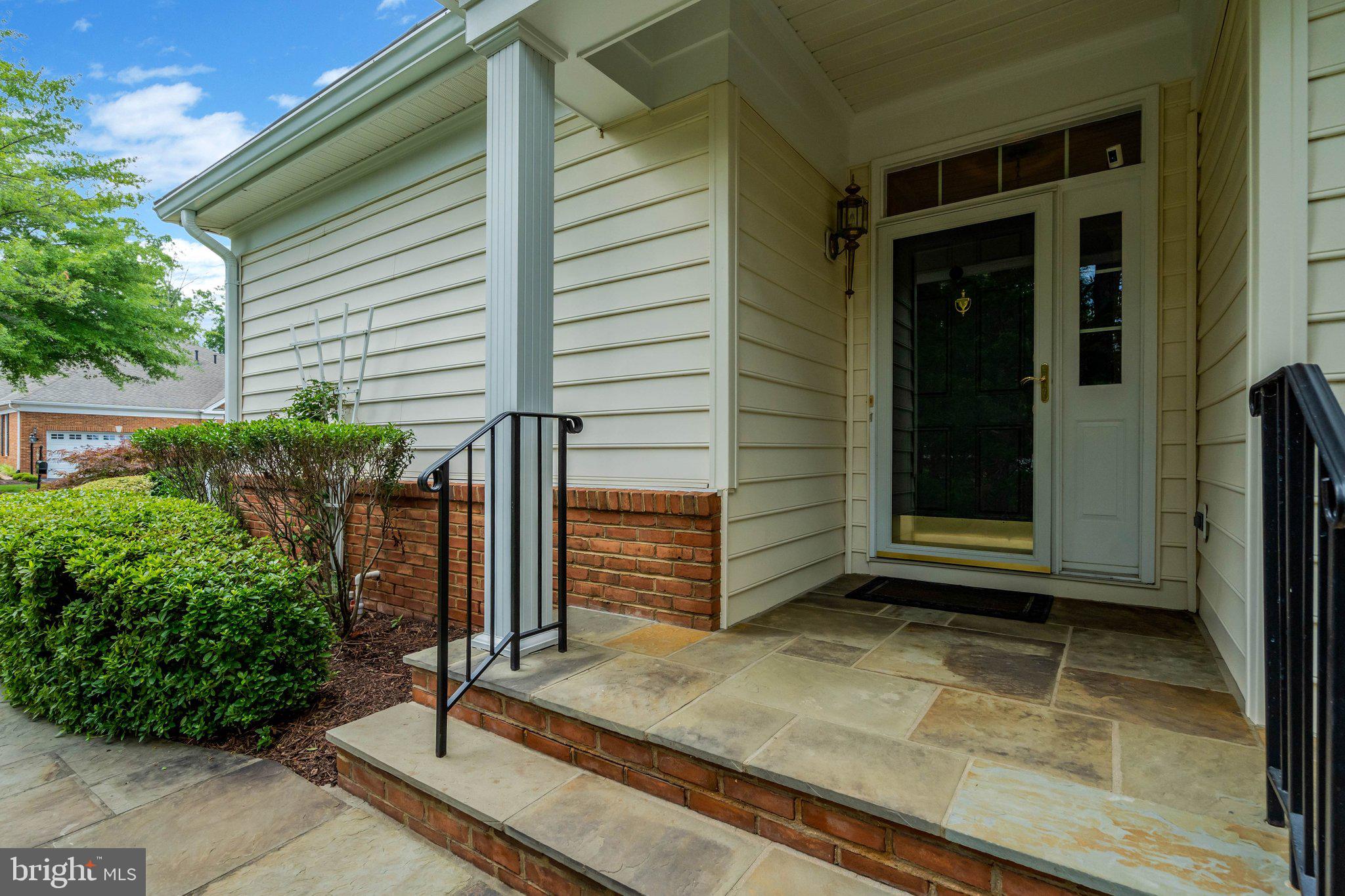 5245 ARMOUR COURT