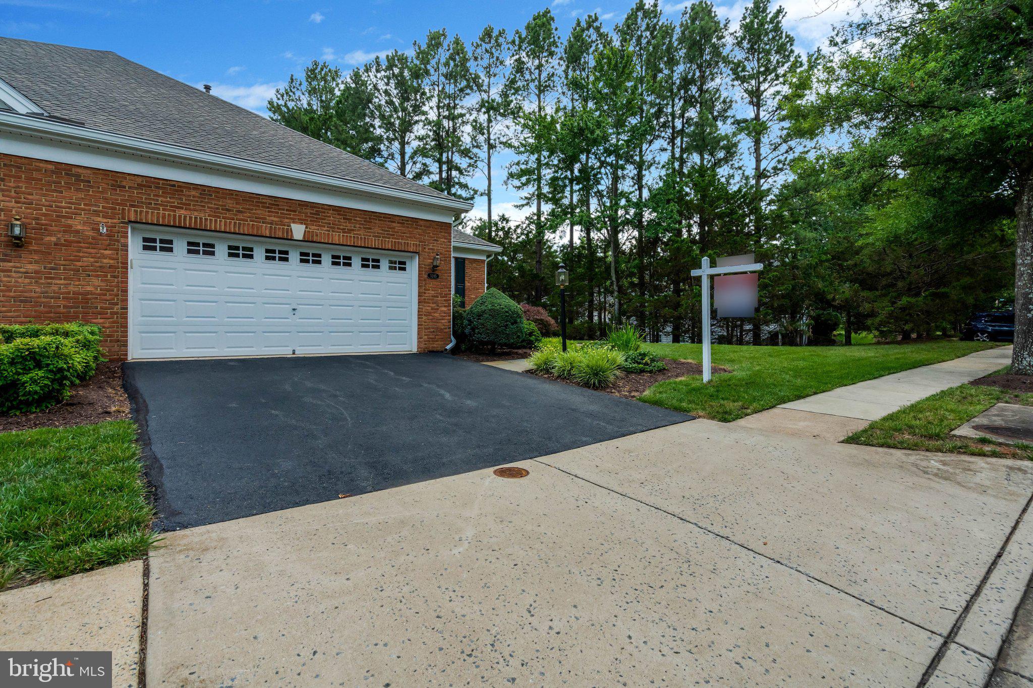 5245 ARMOUR COURT