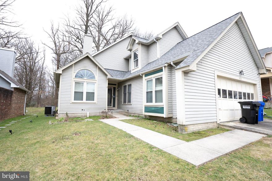 Beautiful 5 Bedrooms / 3.5 Bathroom Single Family Home in Laurel! One bedroom, full bath and huge sitting space in the basement. That can be another apartment of its own.
Step inside to a spacious living room with dark hardwood flooring, a beautiful chandelier, and a decorative fireplace, great for entertainment, and a master bedroom, with full bathroom with a shower/tub combo.
Another half bathroom can also be found on the main level for convenience. 
 Walk over to the eat-in style kitchen and dining area which is updated with stainless steel appliances, amazing cabinet space, and nice black countertops, great for prep time! Quick access to the outside deck through the glass sliding doors can be found next to the kitchen.
The second level has two rooms that share a bathroom in a jack and Jill style.
A must see for all potential renters looking for a huge and comfortable home.
Available from May, 15th 2023.

Credit Score must be from 640 and the income must be twice the rent.