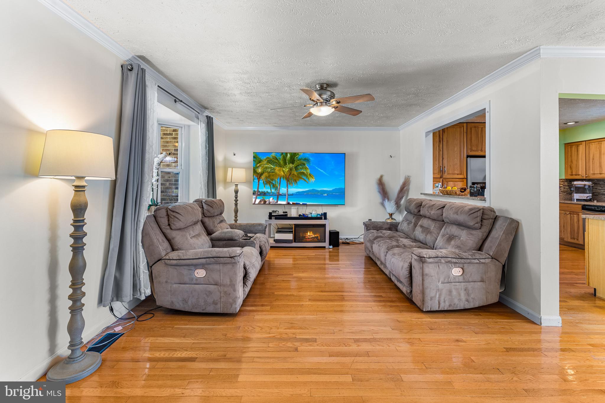 2256 WESTWOOD DRIVE