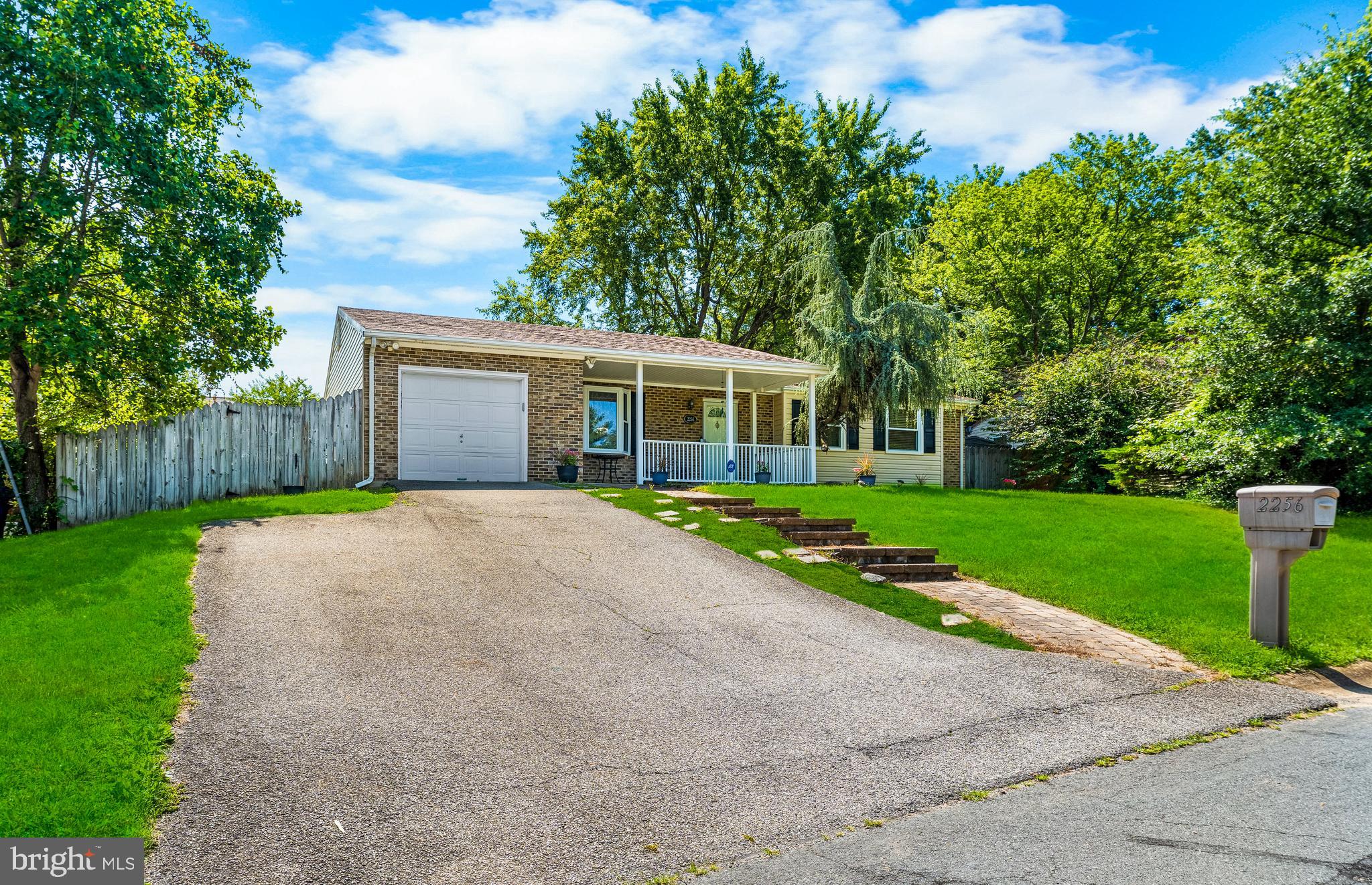 2256 WESTWOOD DRIVE
