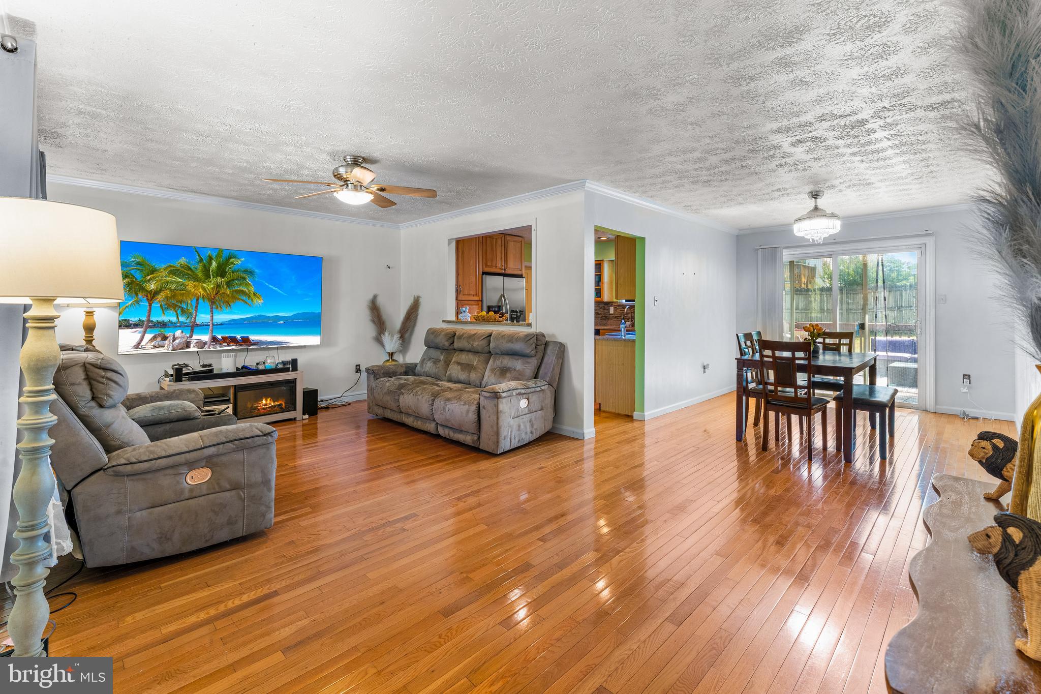 2256 WESTWOOD DRIVE