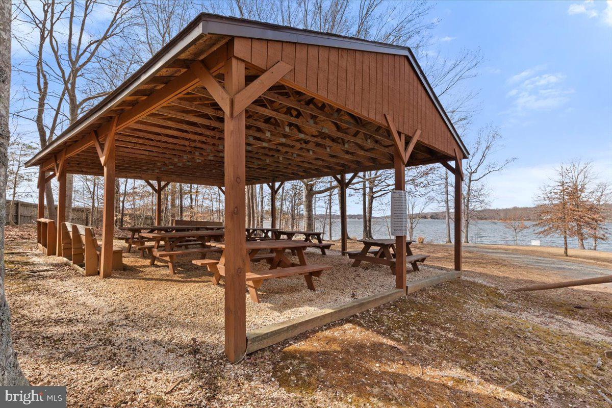 ANNA HIGHVIEW - Residential