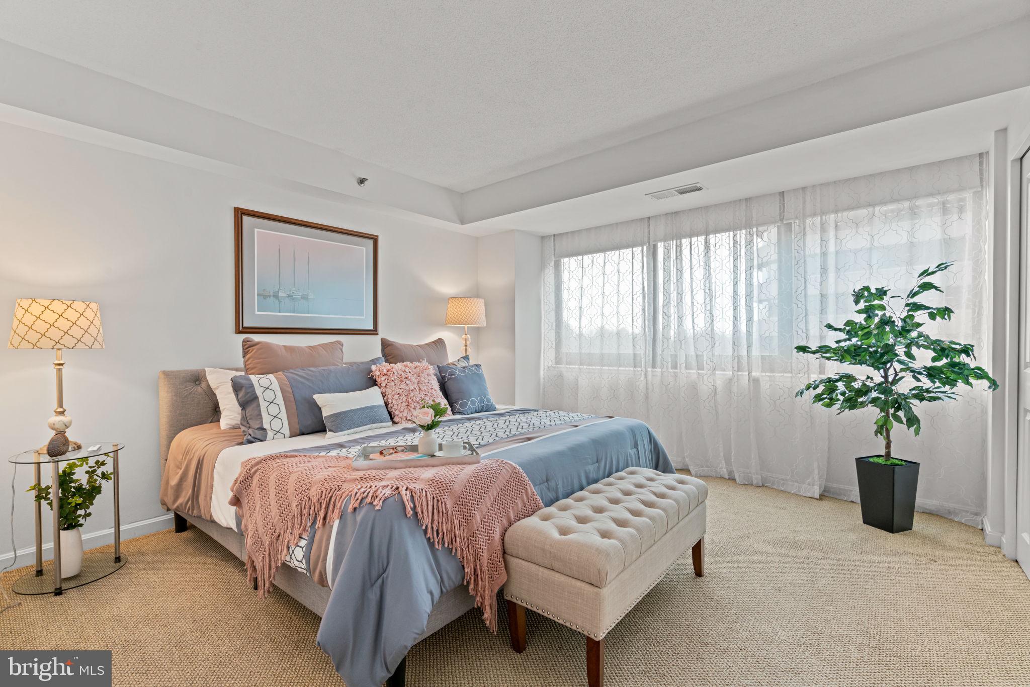 CRYSTAL PARK - Residential Lease