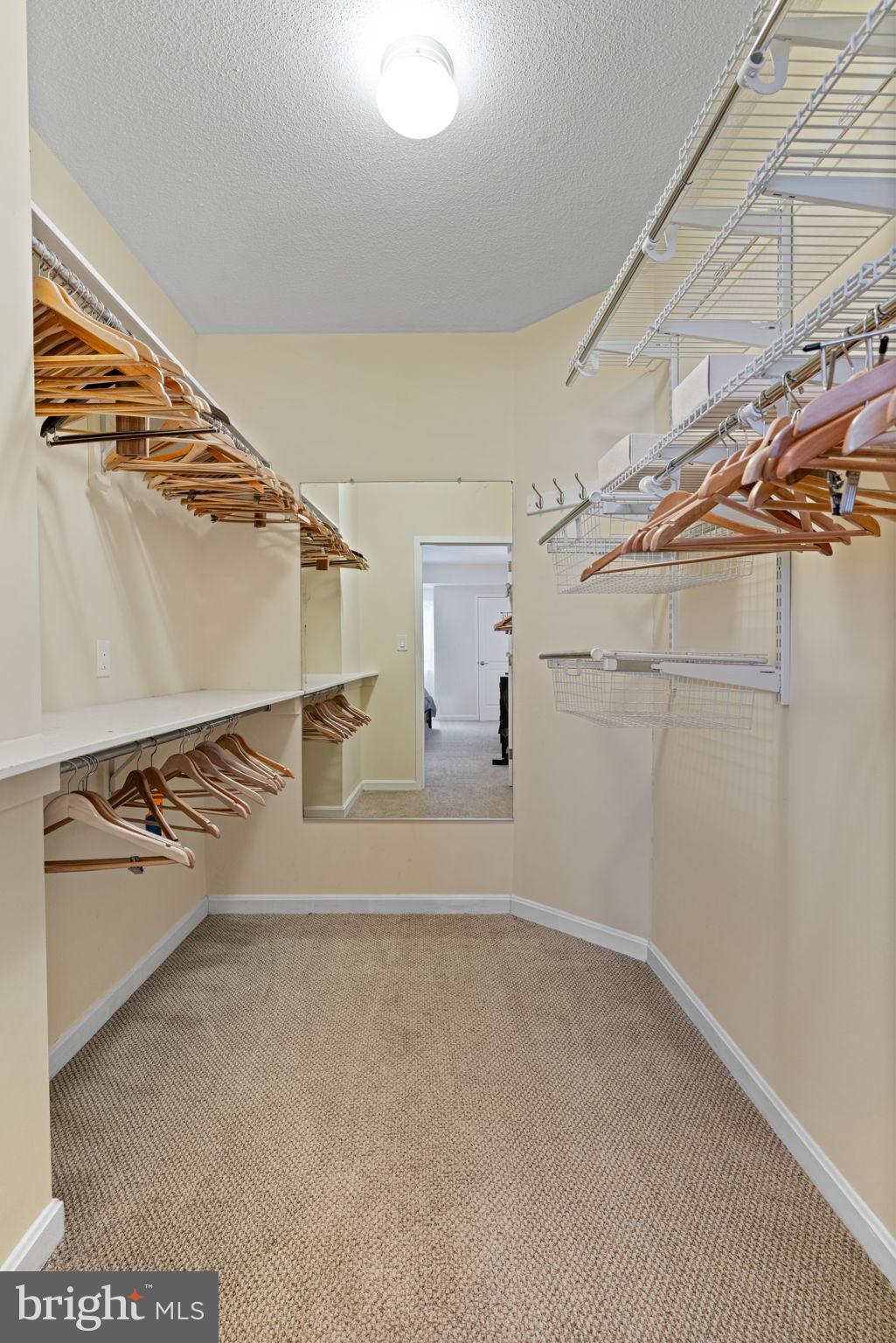 CRYSTAL PARK - Residential Lease