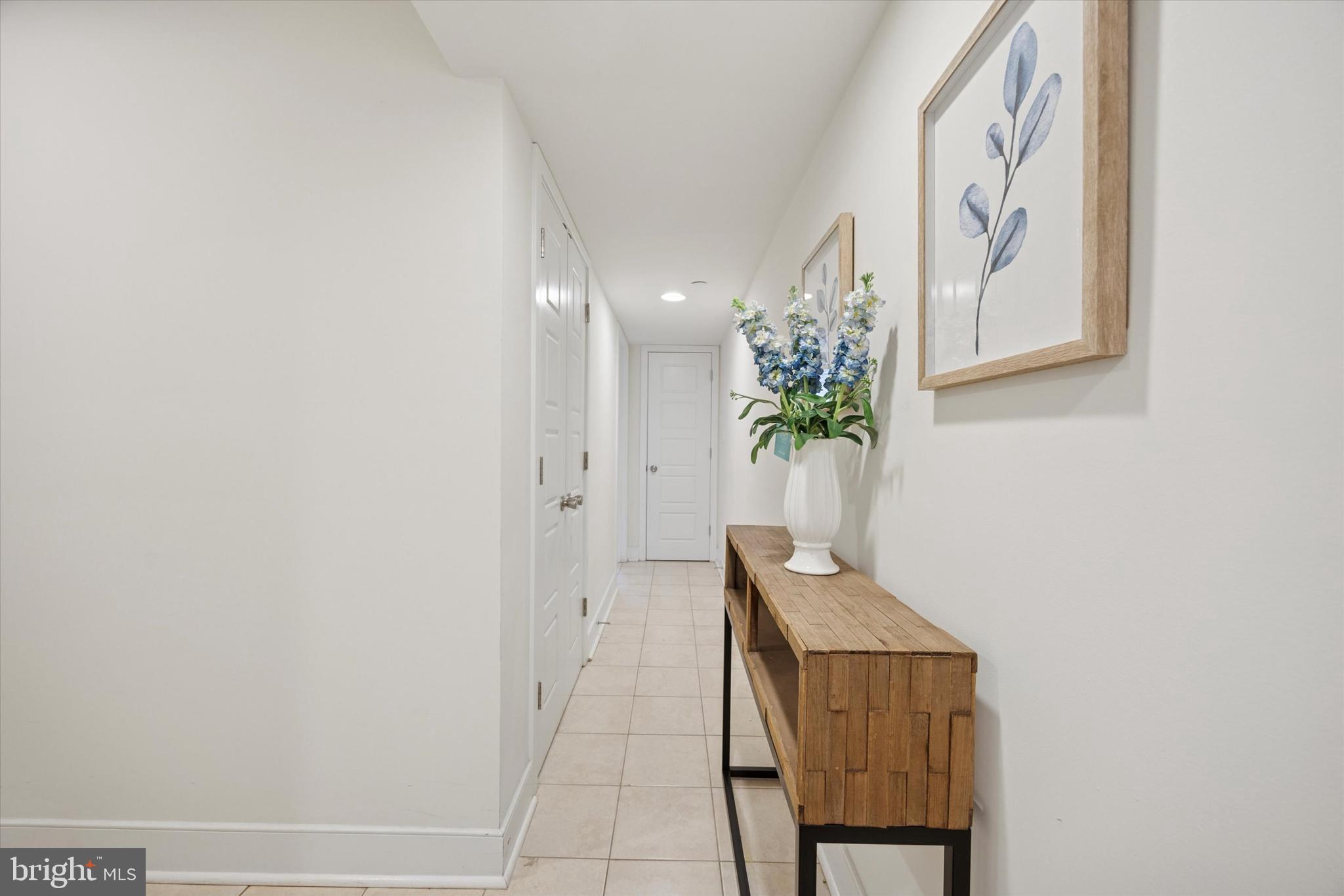 POINT BREEZE - Residential Lease