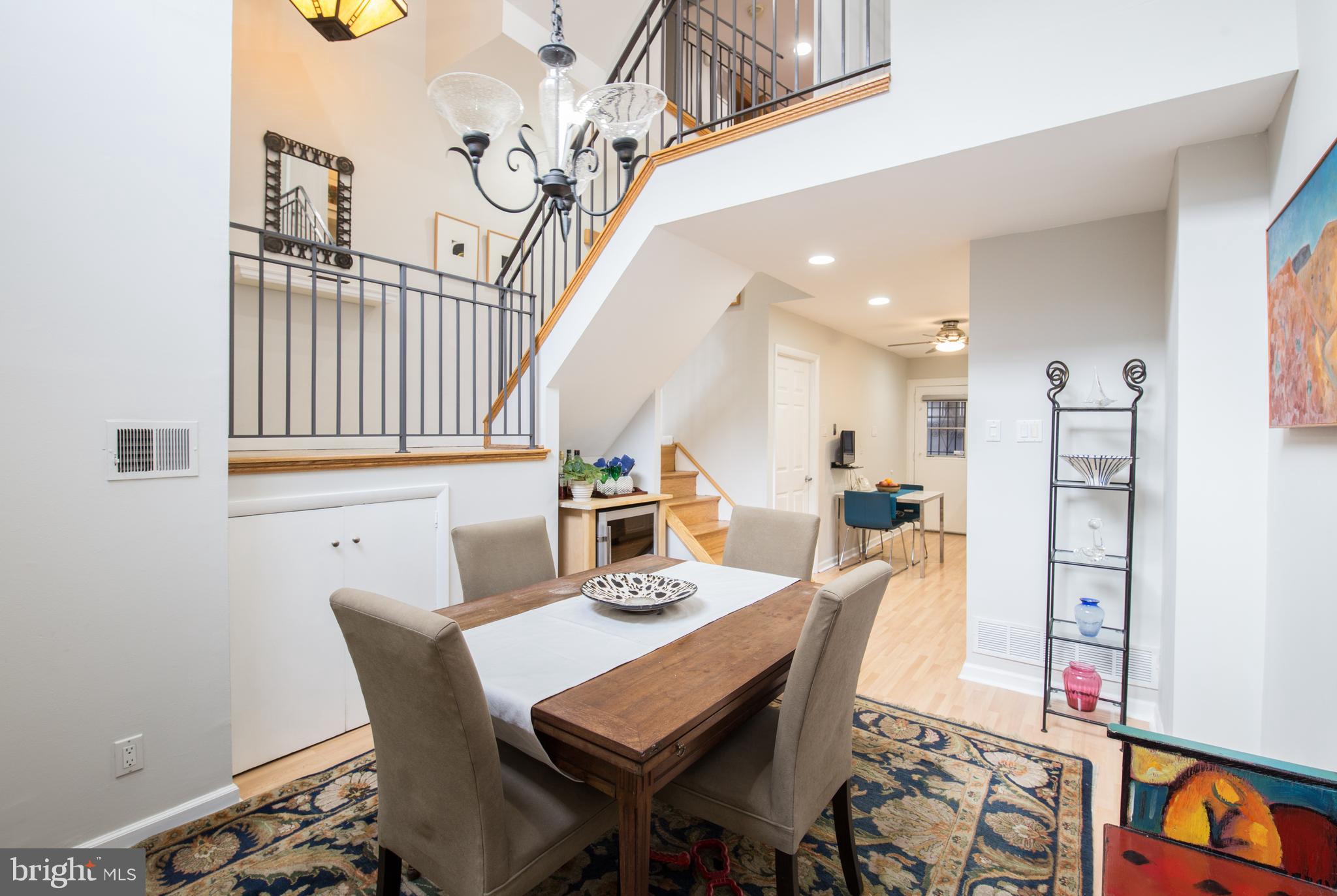 SOCIETY HILL - Residential