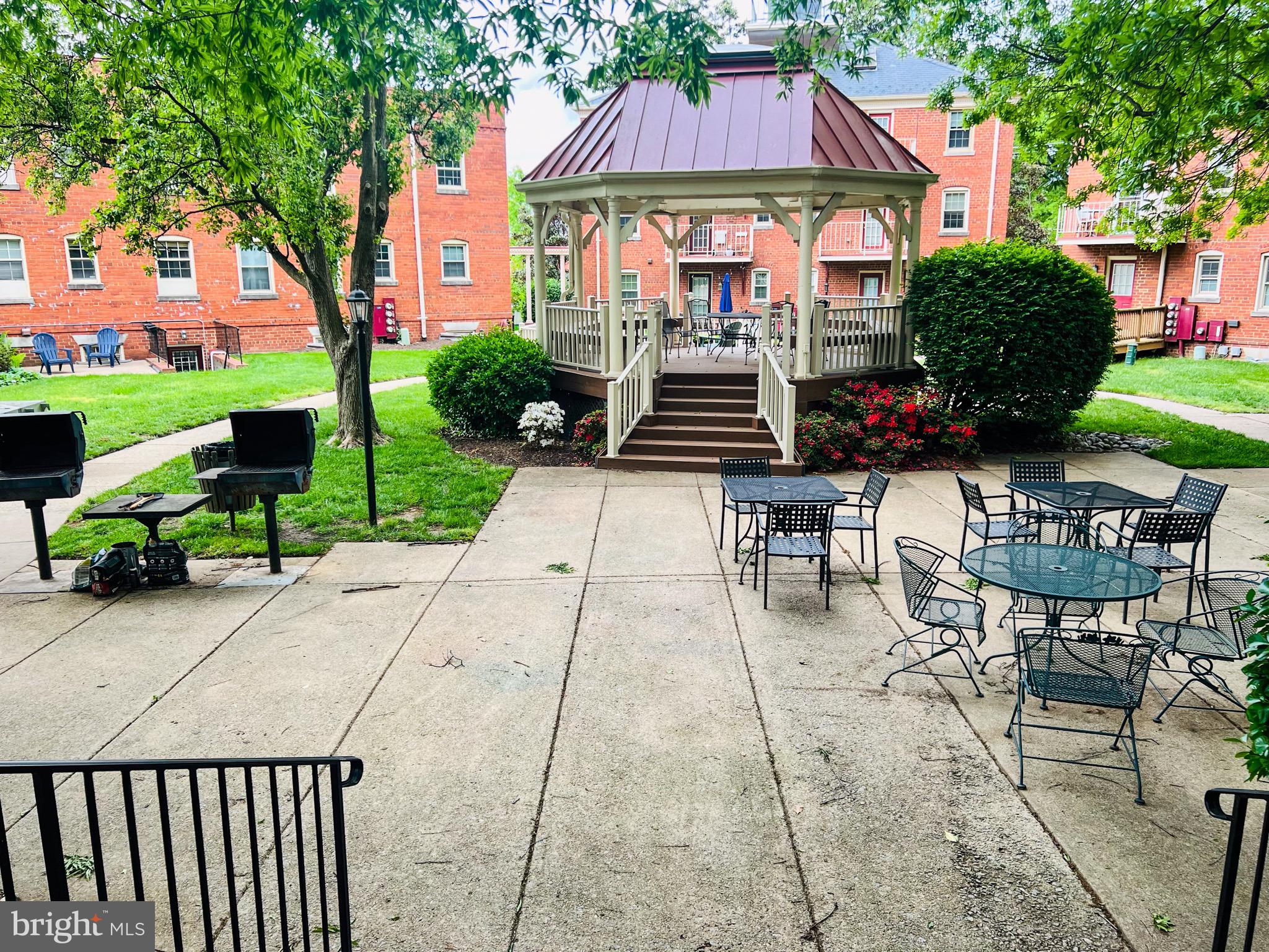 HARBOR TERRACE - Residential Lease