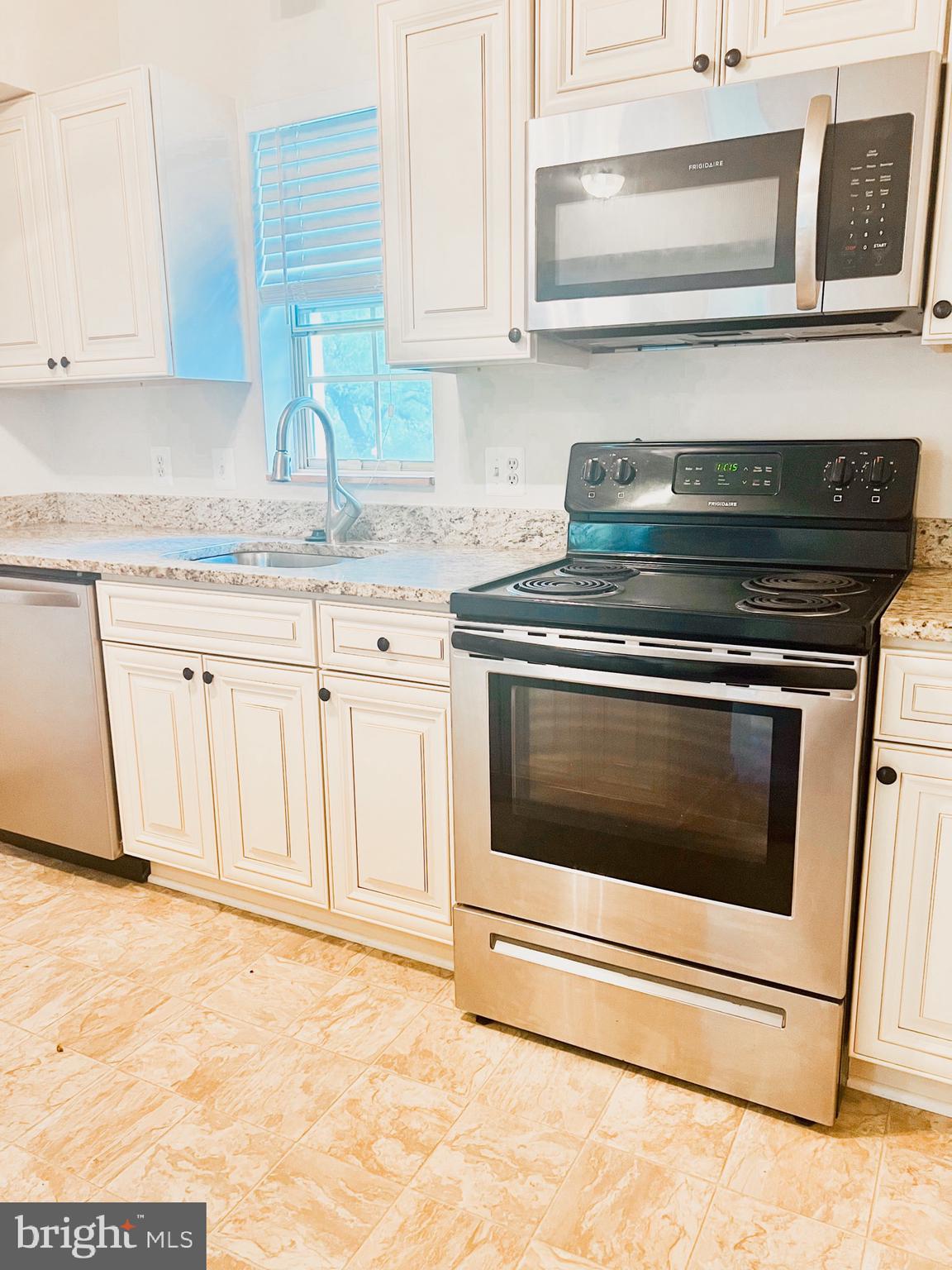 HARBOR TERRACE - Residential Lease