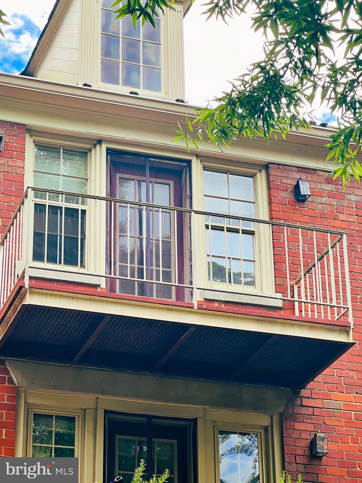 HARBOR TERRACE - Residential Lease