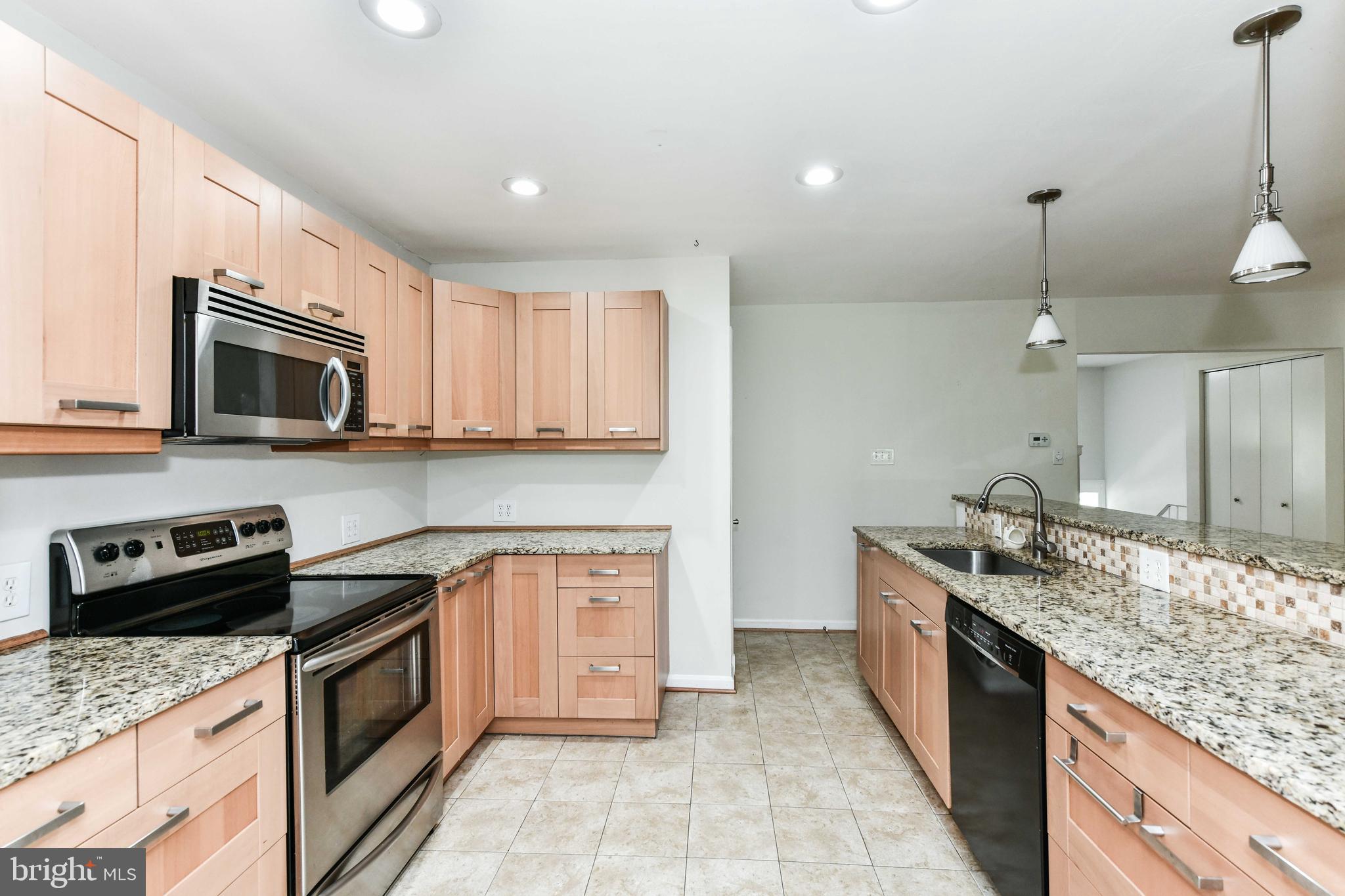 WESTWOOD PARK - Residential Lease