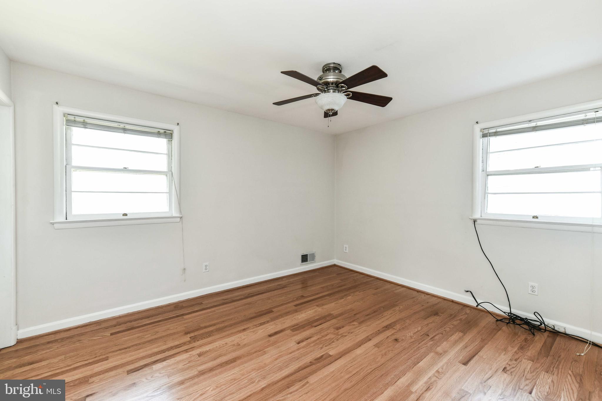 WESTWOOD PARK - Residential Lease