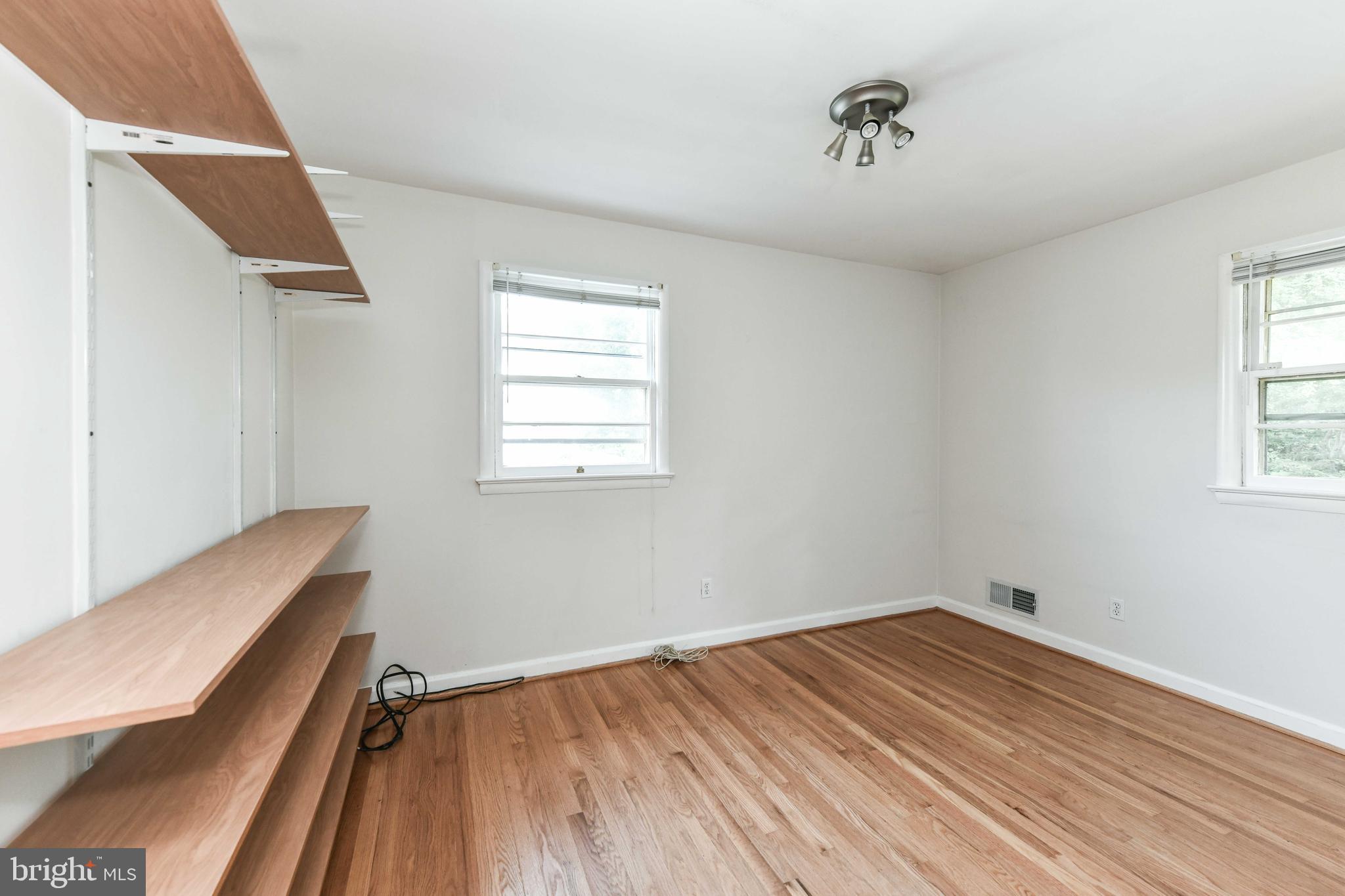 WESTWOOD PARK - Residential Lease