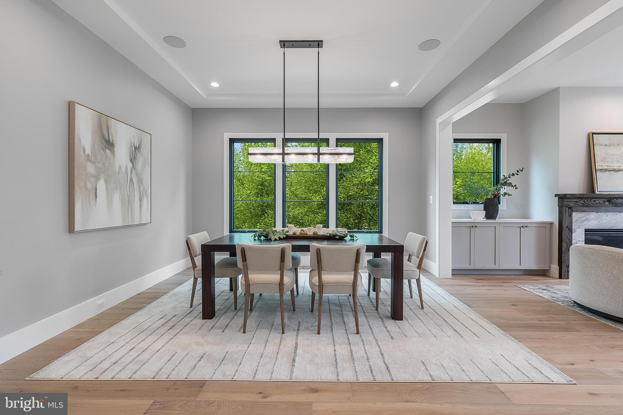 CLARENDON - Residential