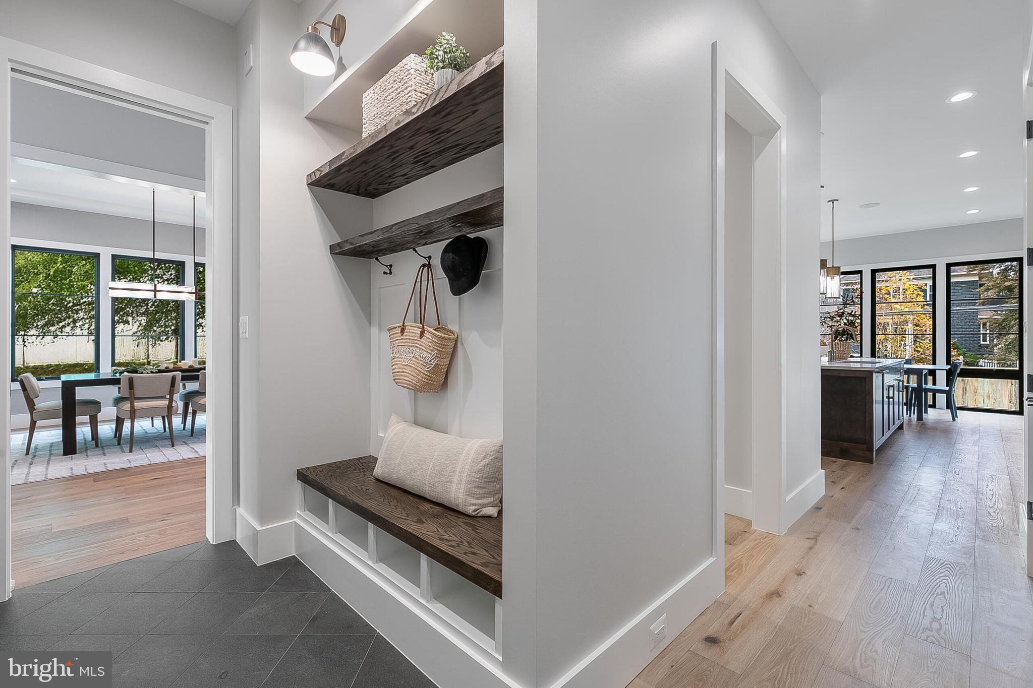 CLARENDON - Residential