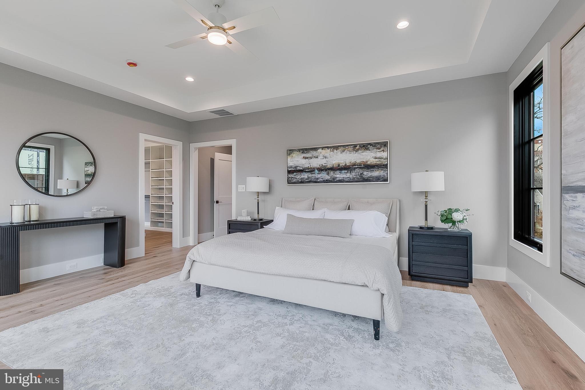 CLARENDON - Residential