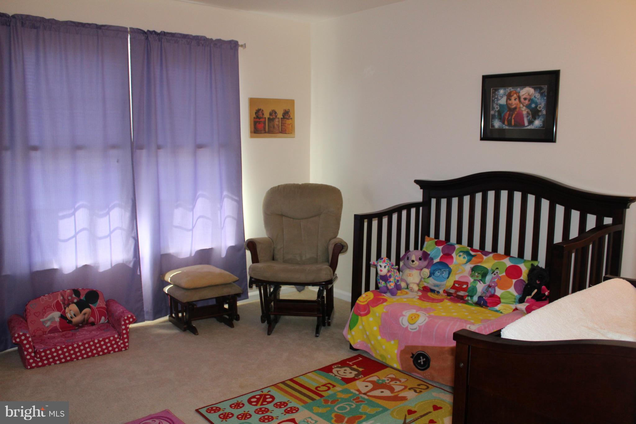 HAMPTON OAKS - Residential Lease