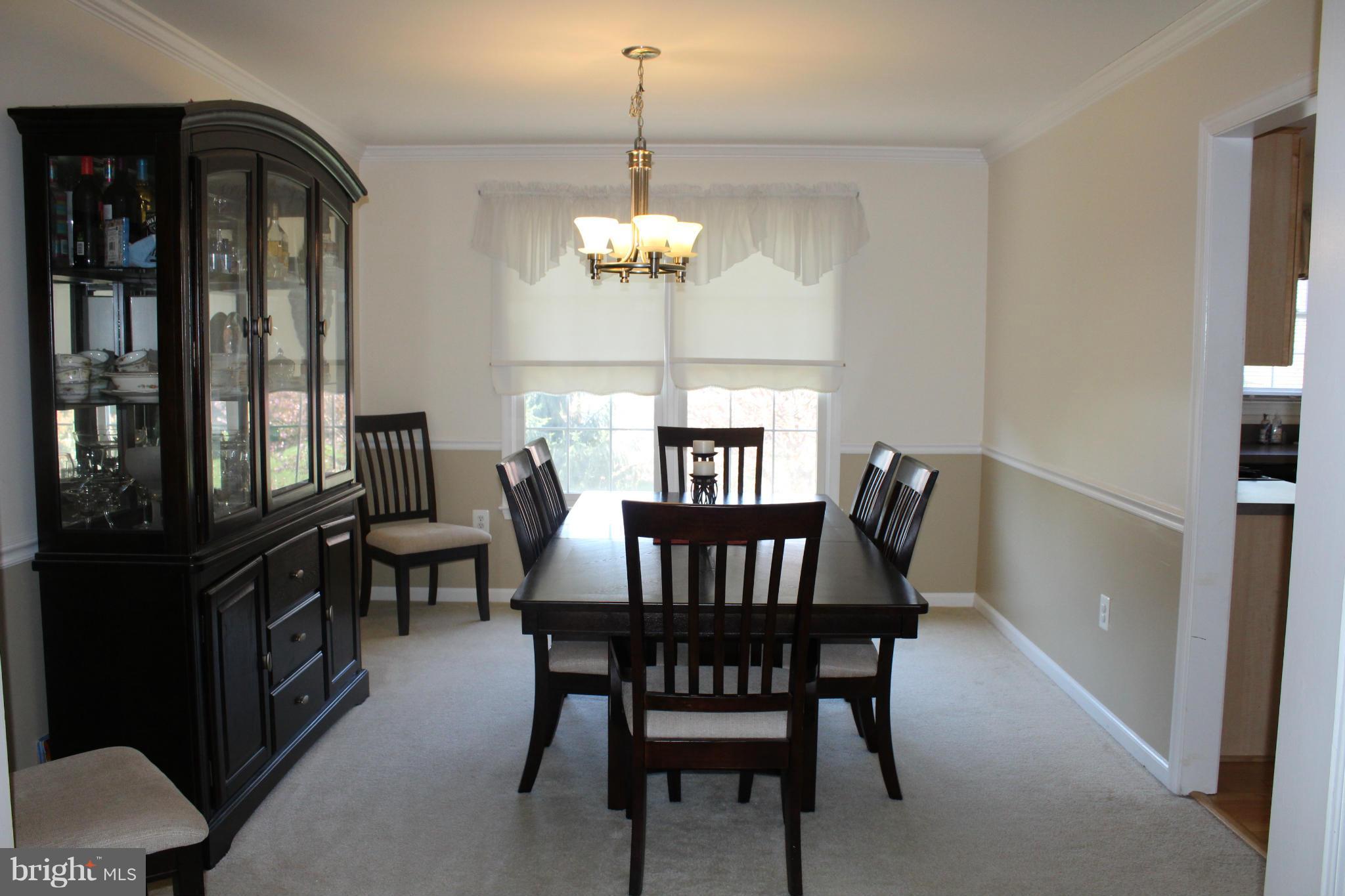 HAMPTON OAKS - Residential Lease