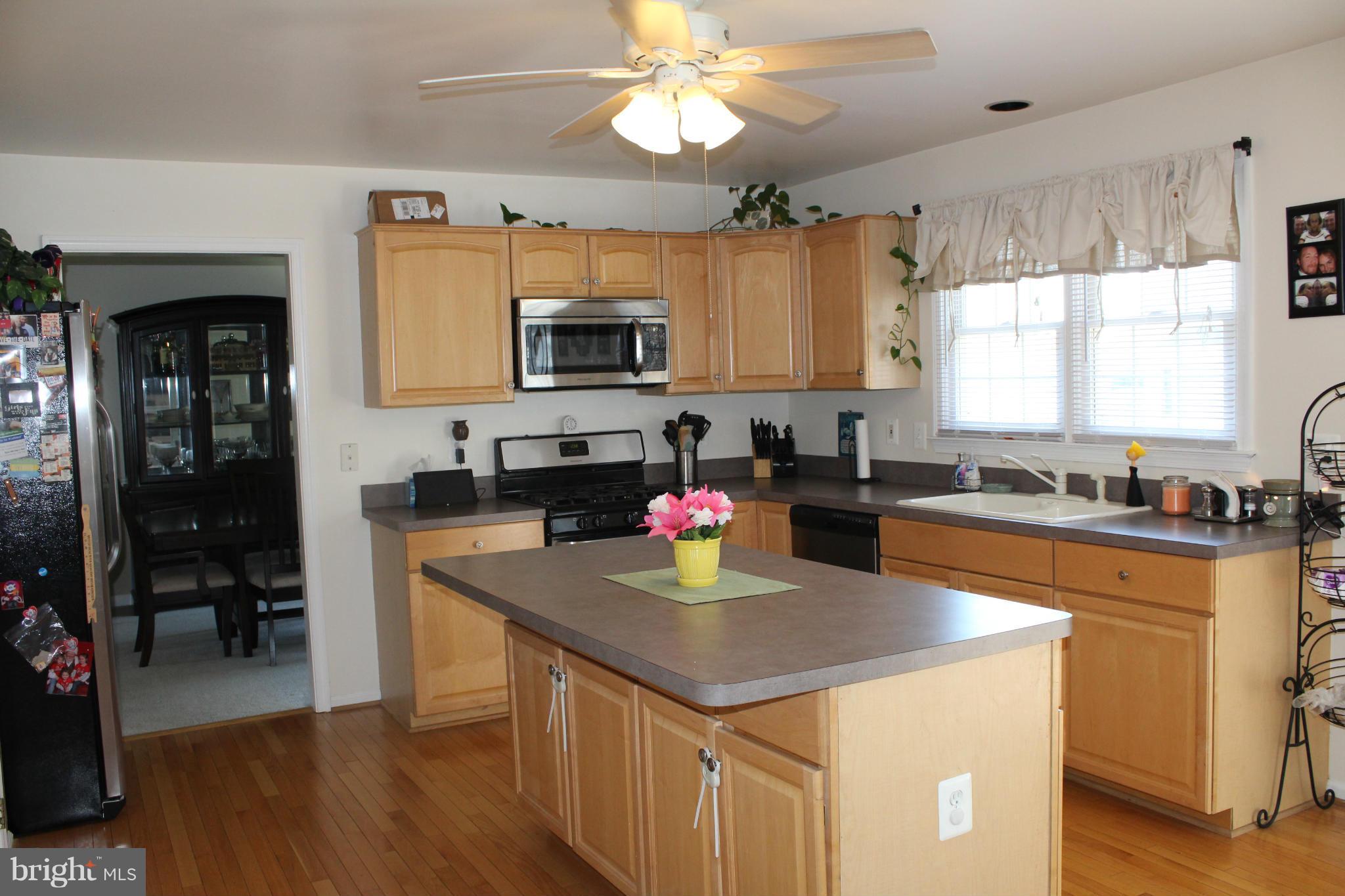 HAMPTON OAKS - Residential Lease