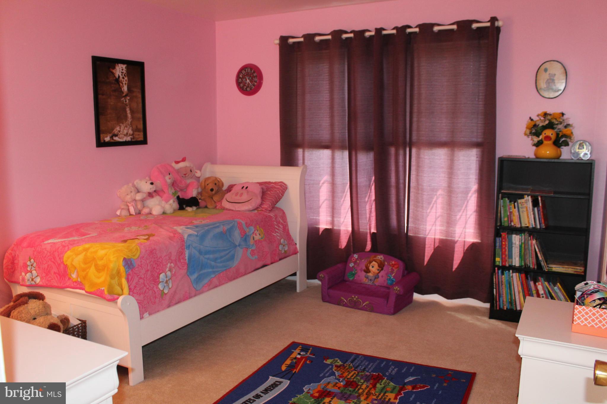 HAMPTON OAKS - Residential Lease