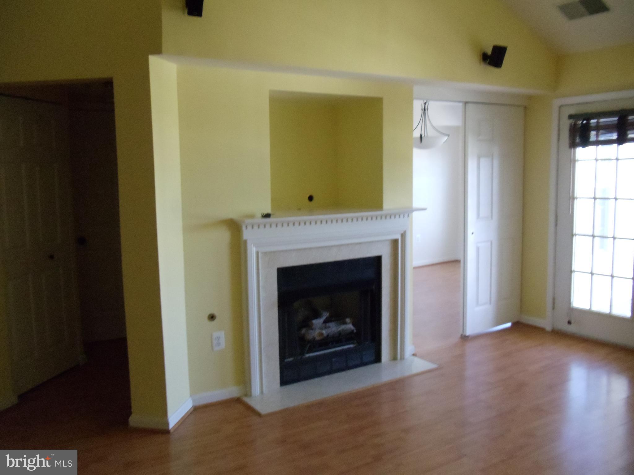 WESTBRIAR CONDOMINIUMS - Residential Lease