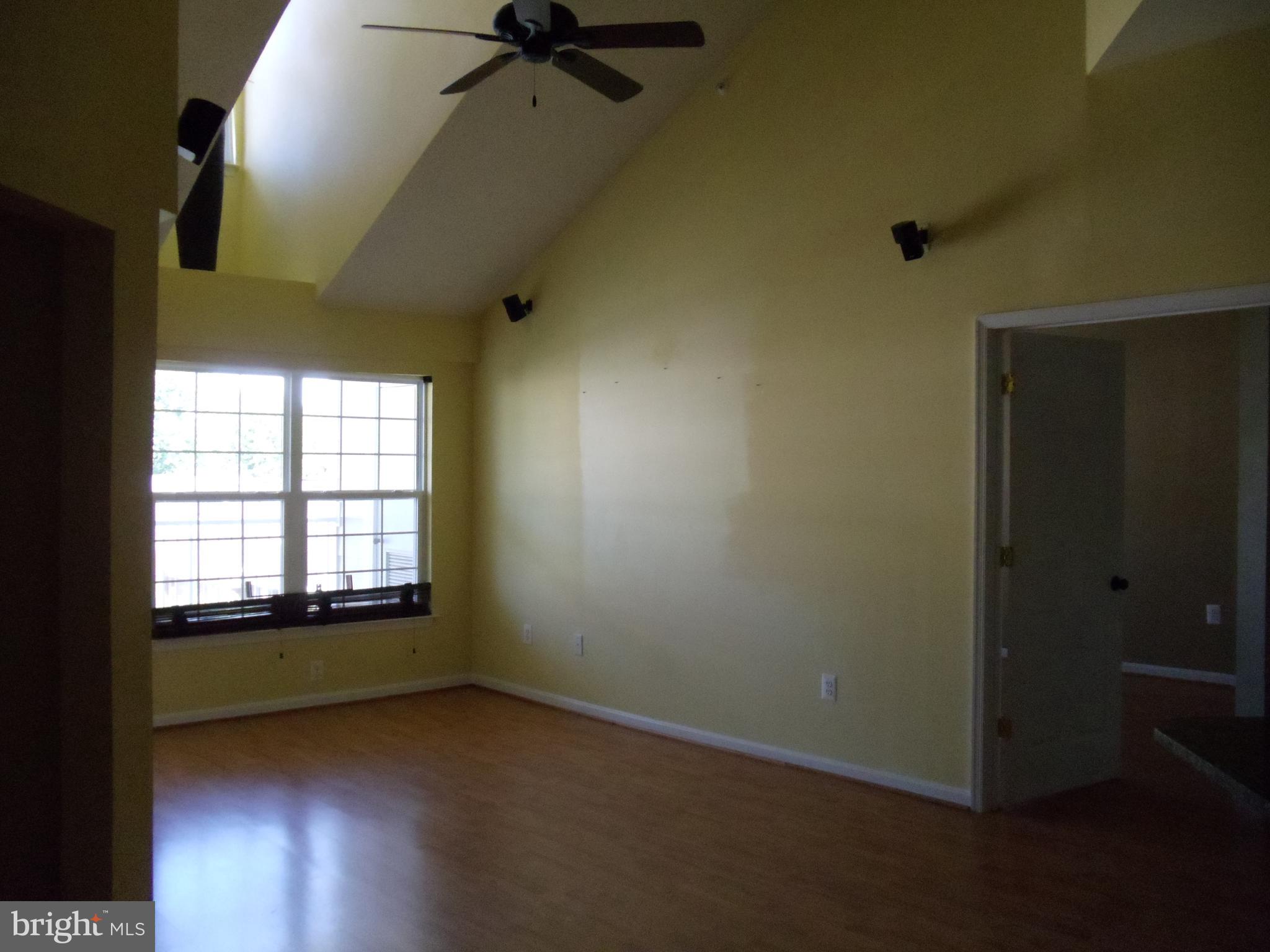 WESTBRIAR CONDOMINIUMS - Residential Lease