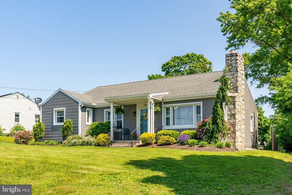 Photo of 108 Vine Street, Terre Hill, PA 17581 (MLS # PALA2051494)