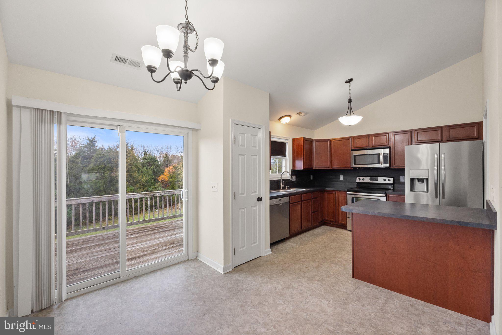 INWOOD MEADOWS - Residential