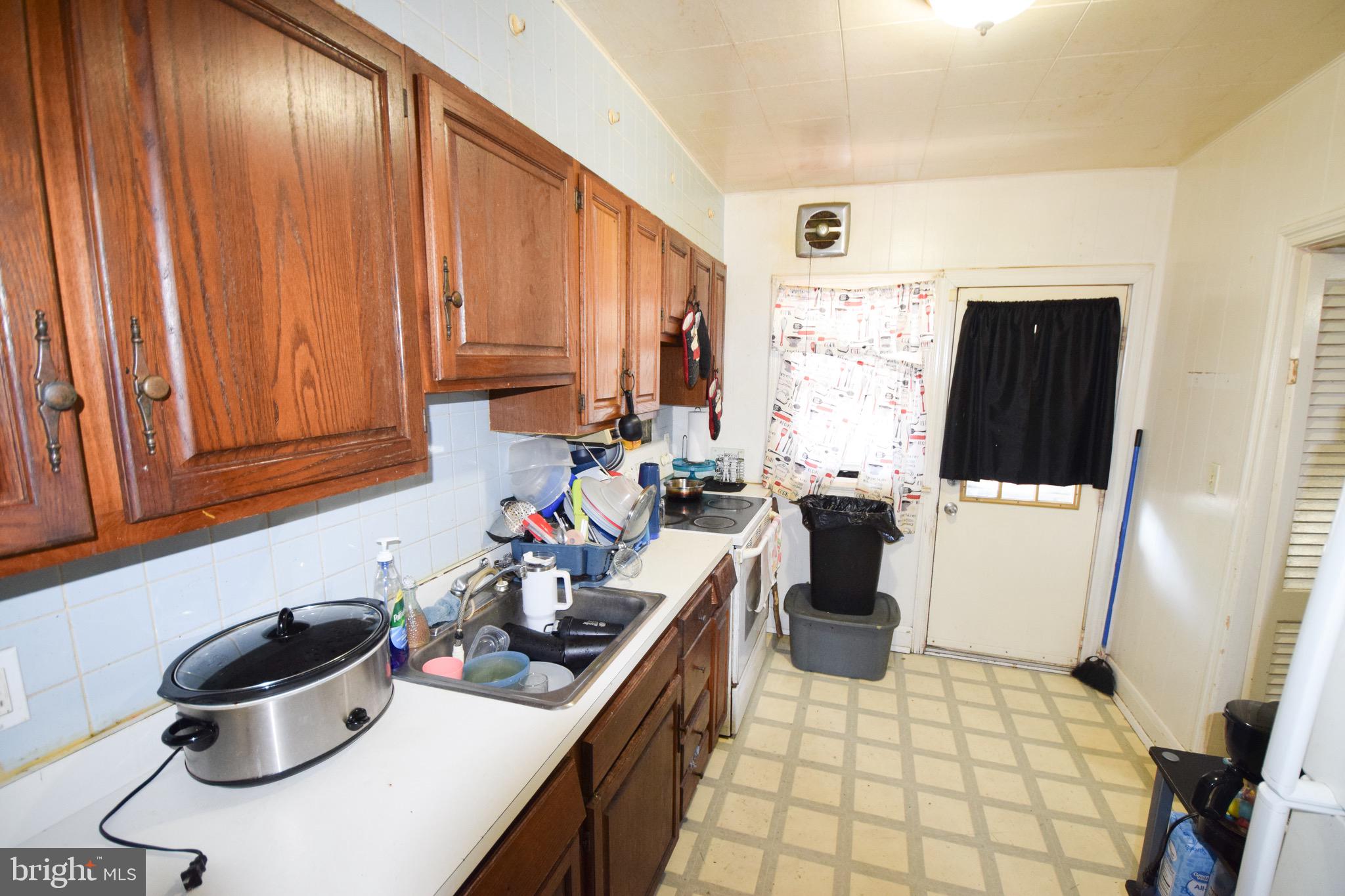 2422 KEYWAY