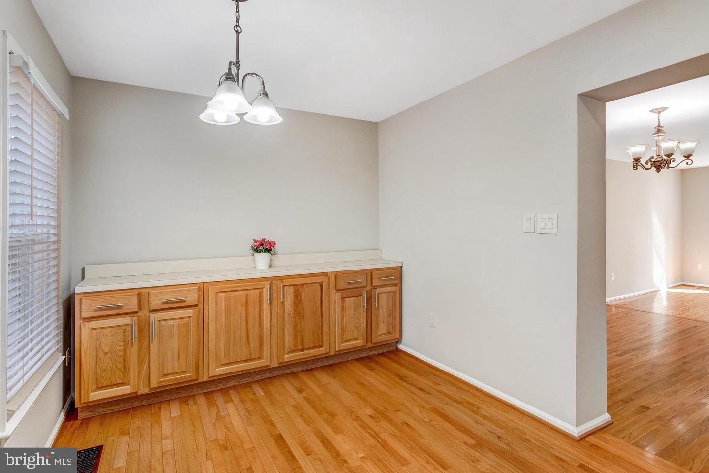 LAKE RIDGE - Residential Lease