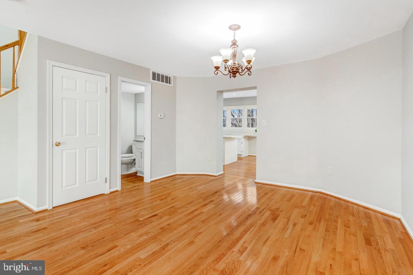 LAKE RIDGE - Residential Lease